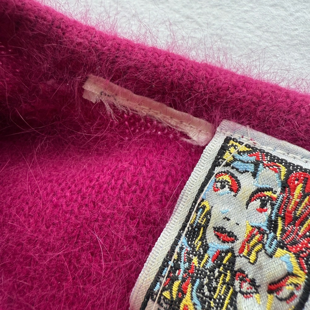 Vintage Angora Blend Sweater Beaded Floral Fuchsia Fuzzy 80s M Grandmacore - Picture 15 of 16